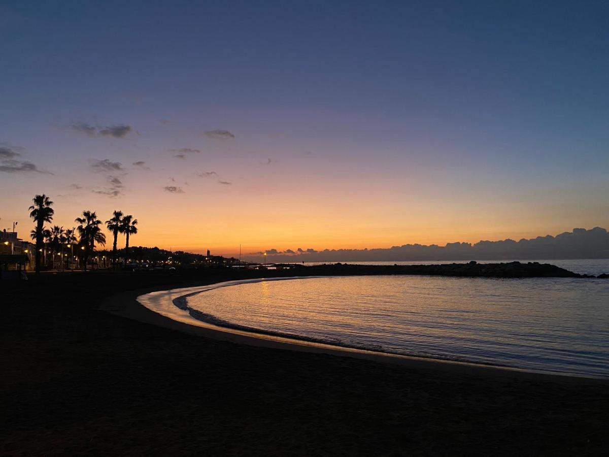 Exclusivo Apartamento Cerca De La Playa Málaga Exterior foto